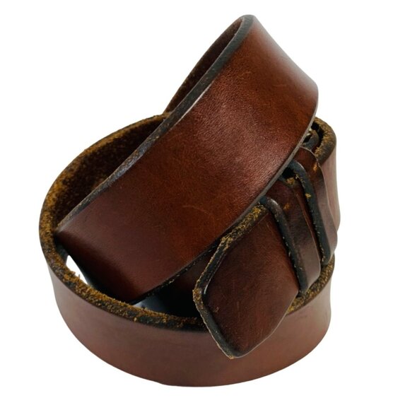 Roundtree Yorke Saddle Brown Leather Belt Sz 34 Classic Buckle Jean Casual Dress - Picture 4 of 14